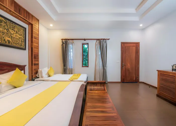 Indra Porak Hotel