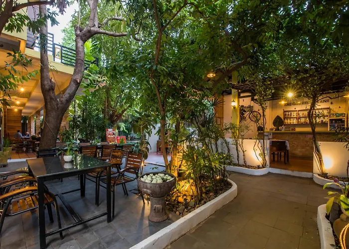 Hotel Indra Porak